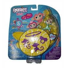 Fingerlings Minis, 5pc Elsa Set, (3 Figurines, 1 Bracelet, 1 Charm) Fingerlings Minis, 5pc Elsa Set, (3 Figurines, 1 Bracelet, 1 Charm)