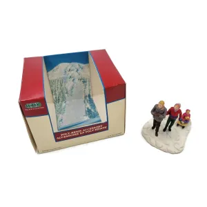 1998 Lemax Village Collection Walking In A Winter Wonderland #83296 Christmas